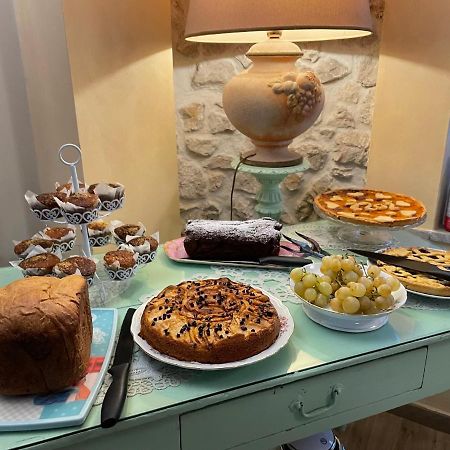 Il Borgo Antico Bed & Breakfast Rocca Massima Bagian luar foto
