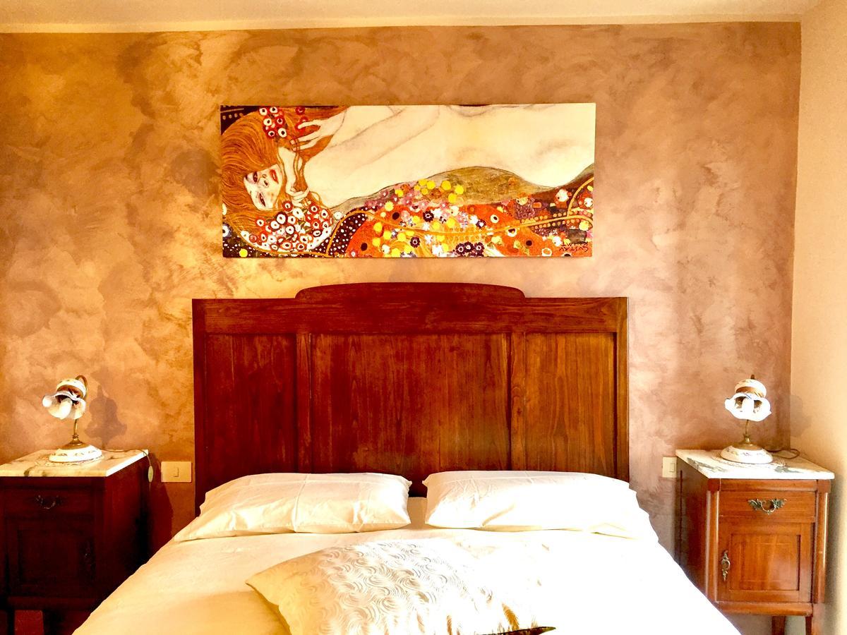 Il Borgo Antico Bed & Breakfast Rocca Massima Bagian luar foto